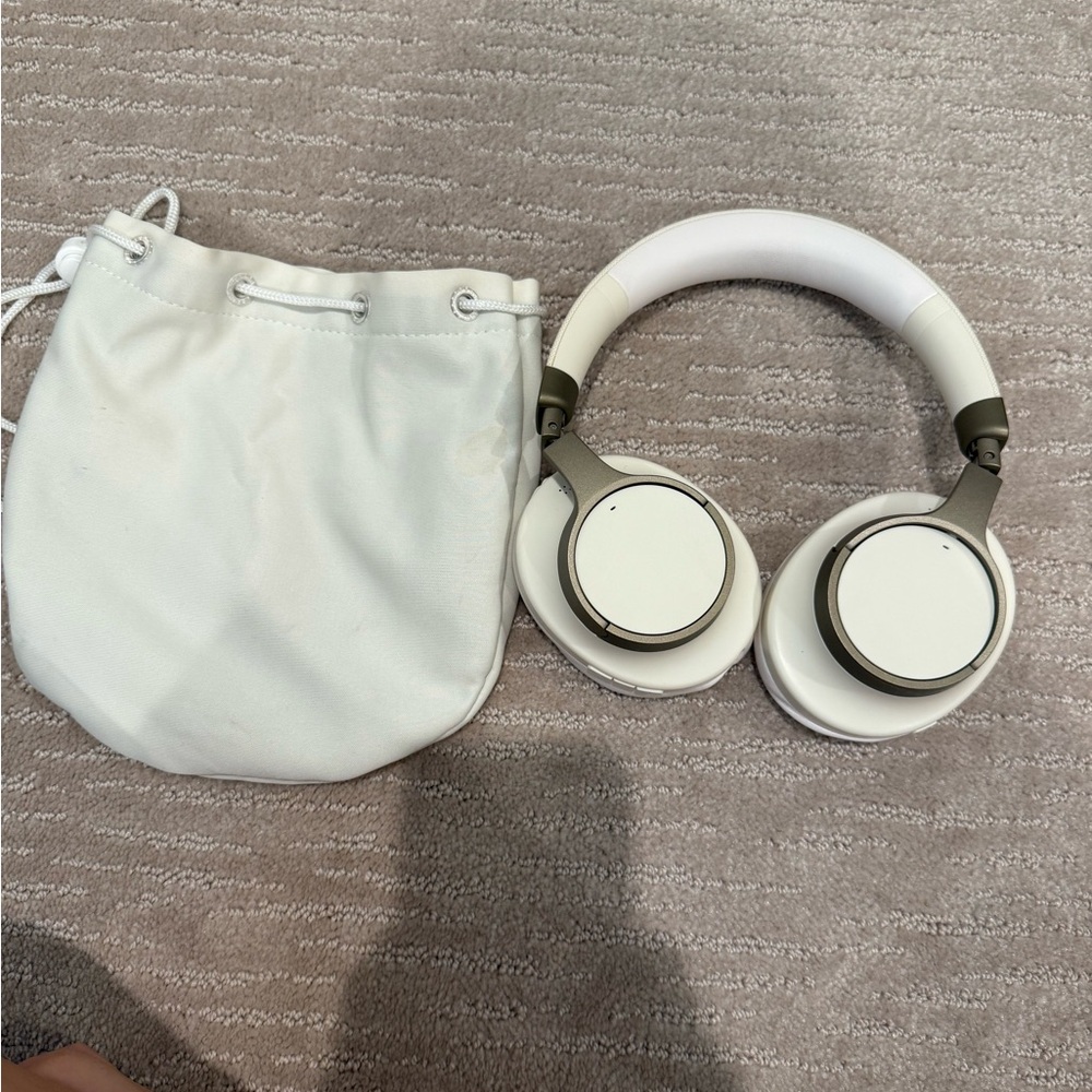 White Wireless Headphones with Carrying Pouch